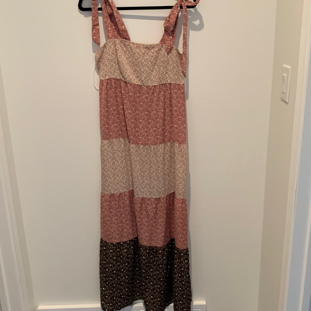 Boho tiered Lush maxi dress size medium